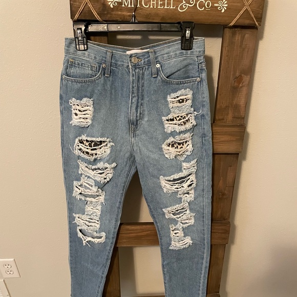 A5 - 253 JBD just black denim leopard pocket distressed jeans size 27 - Picture 11 of 16